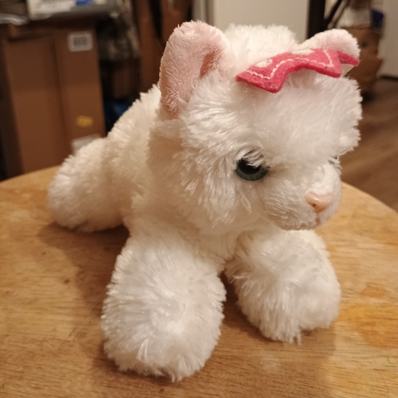 Aurora Pink Princess Crown Kitty Cat Plush 6 Inch White Soft & Fuzzy - Picture 3 of 14